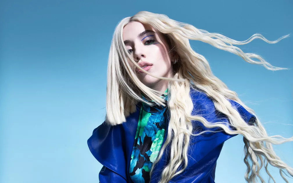 ava max visual